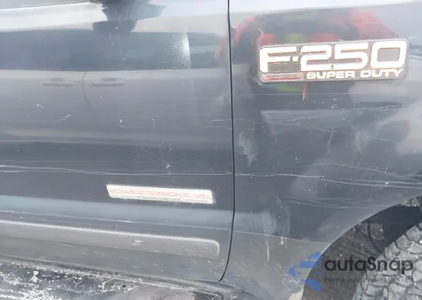 2003 Ford F-250 Lariat/Xl/Xlt из США, поврежденный, VIN 1FTNW21P93EB72496